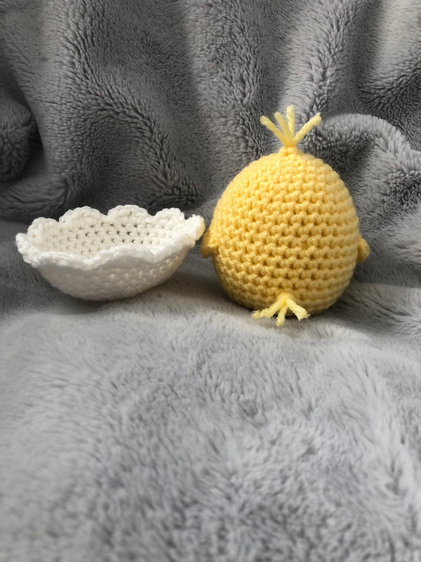 4” Crochet Easter Chick in Eggshell, Cute Little Chick, Yellow Baby Chick, Chick in Removable Shell, Easter Gifts, Handmade Easter Chick