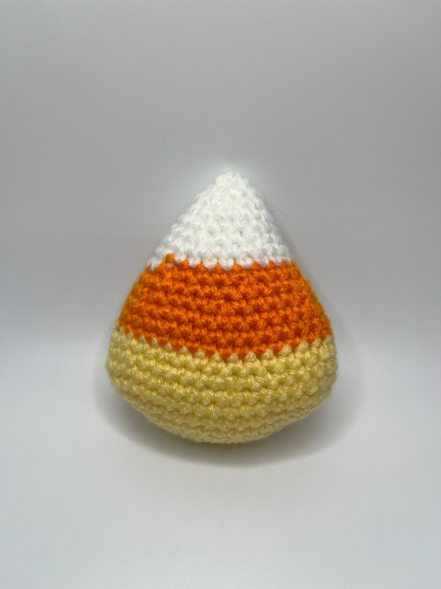 4.5” Crochet Halloween Candy Corn Plushie, Cute Little Candy Corn, Small Candy Corn Stuffie, Cute Halloween Decorations, Handmade Candy Corn