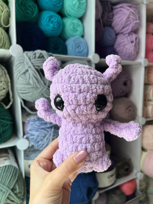 5.5” Lavender Alien Crochet Stuffed Animal, Cute Purple Alien Plushie, Handmade Alien Plush, Alien Lover Gift, Extraterrestrial Stuffie