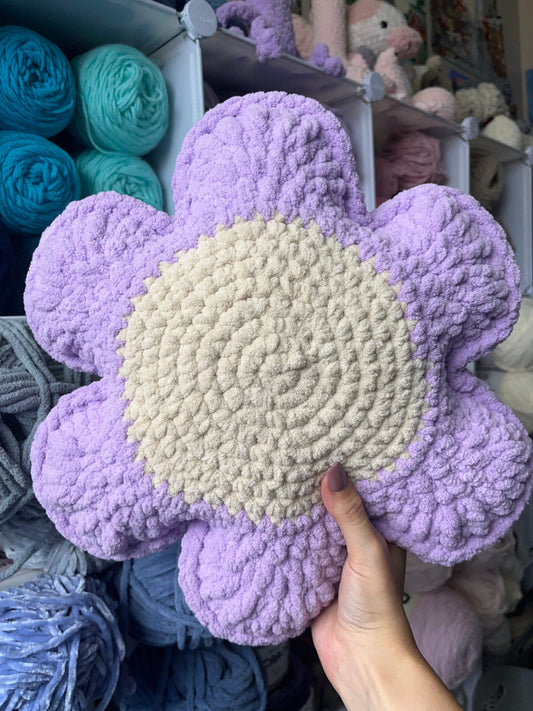 14” Lavender Plush Daisy Pillow, Daisy Pillow Decor, Daisy Lovers Gift, Cute Flower Pillow, Feminine Bedroom Decor, Purple Daisy Pillow